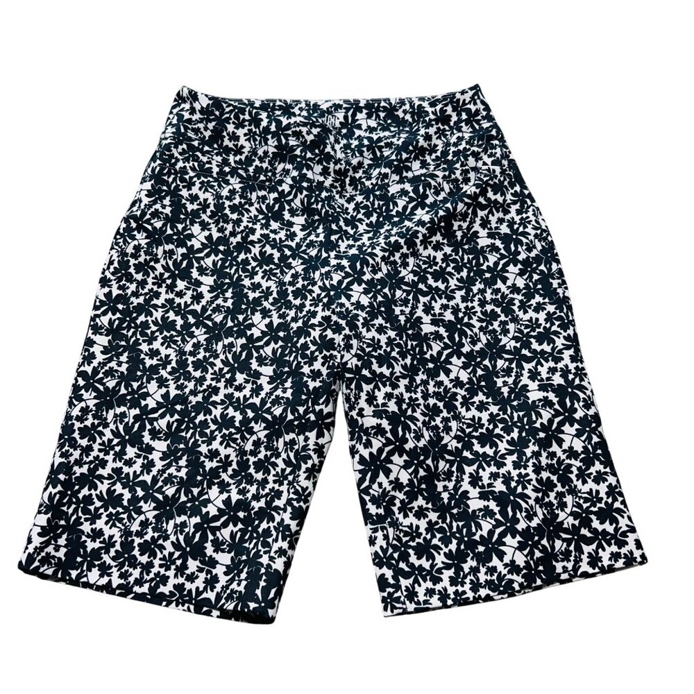 Tail Womens Sz 6 Bermuda Golf Shorts Flower Print